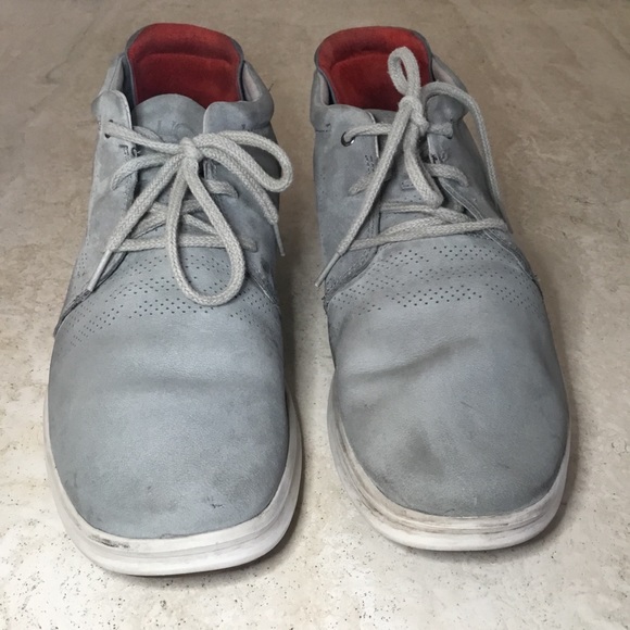 UGG Larken Perforated Chukka/Sneaker - Size 13 - Picture 3 of 8